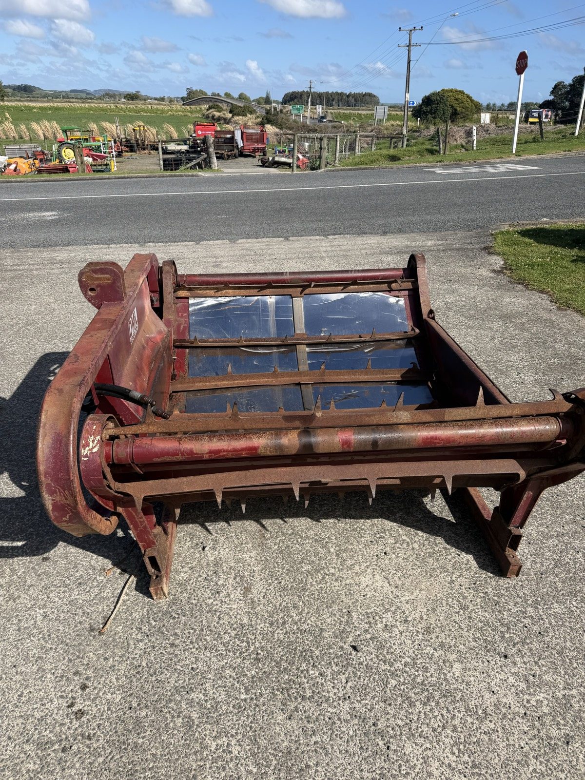Giltrap G2 Round Bale Feeder - Image 3